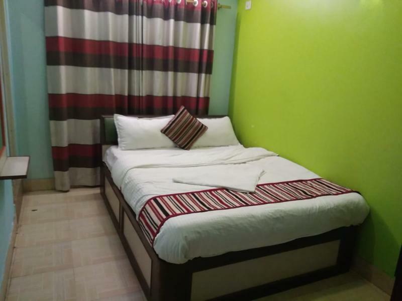 Oyo 145 Sirahali Khusbu Hotel &Lodge Kathmandu Ngoại thất bức ảnh